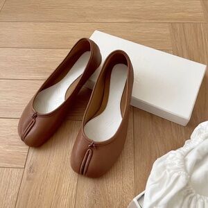 Maison Martin Margiela Brown Women's Flats